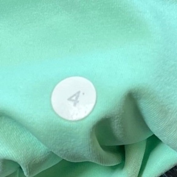 Lululemon Run Pace Skort, Wagon Stripe, Fresh Teal / White, Size 4 - Picture 3 of 8